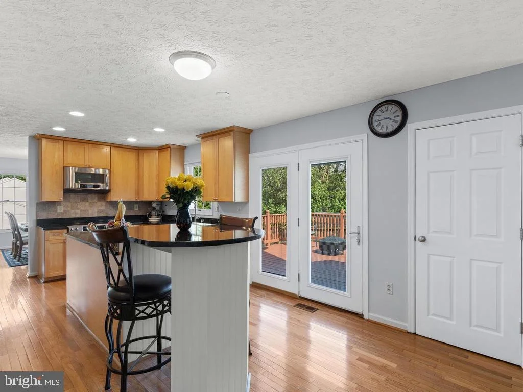 Photo of 6477 MEADOWRIDGE ROAD