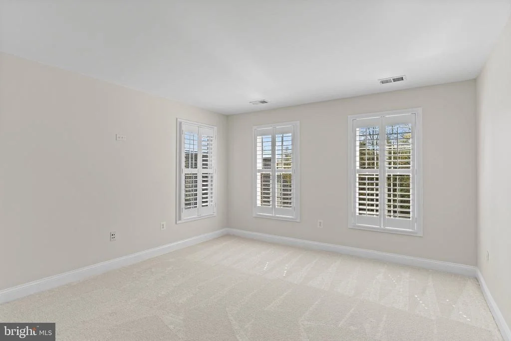 Photo of 24176 SPRING MEADOW CIRCLE