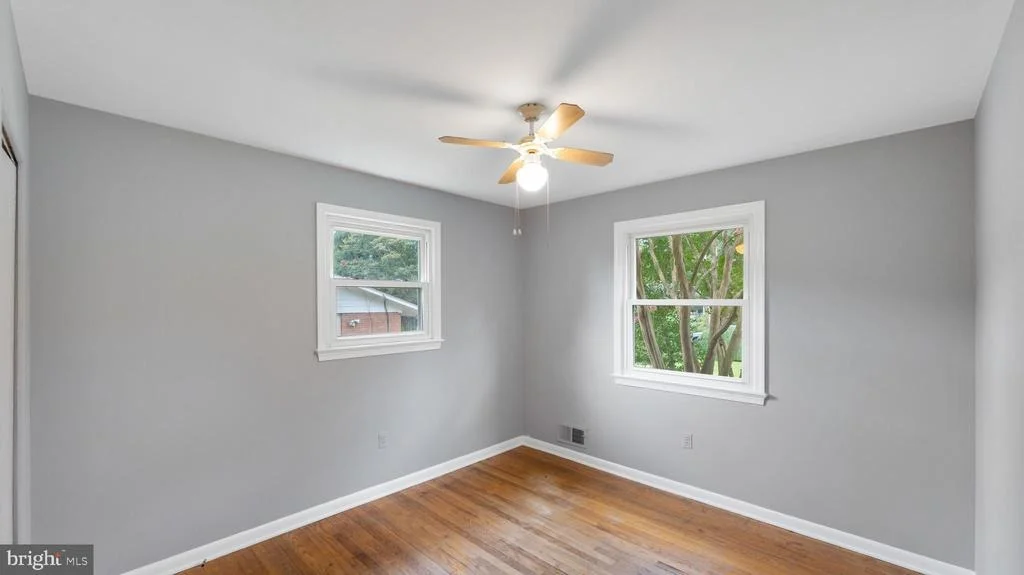 Photo of 7 DEBORAH COURT