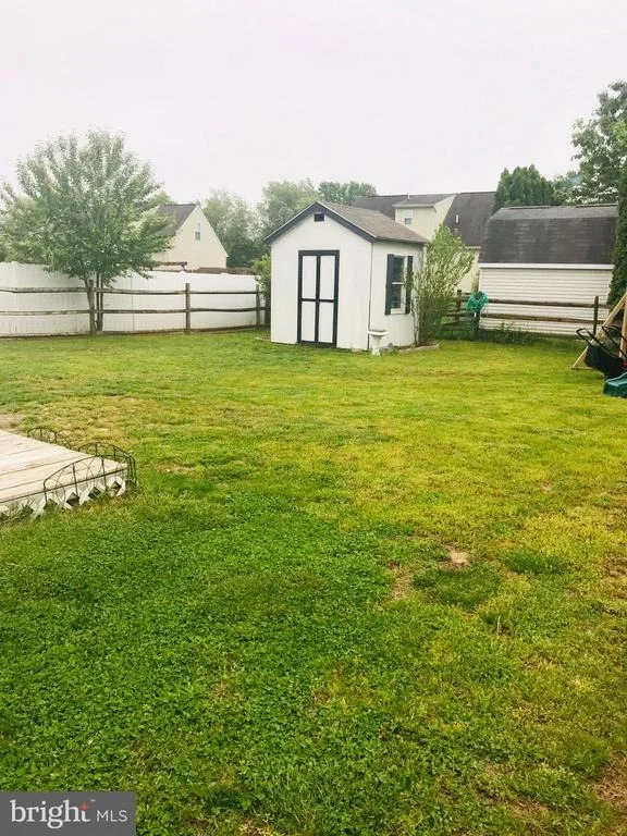 Photo of 668 WARREN DRIVE