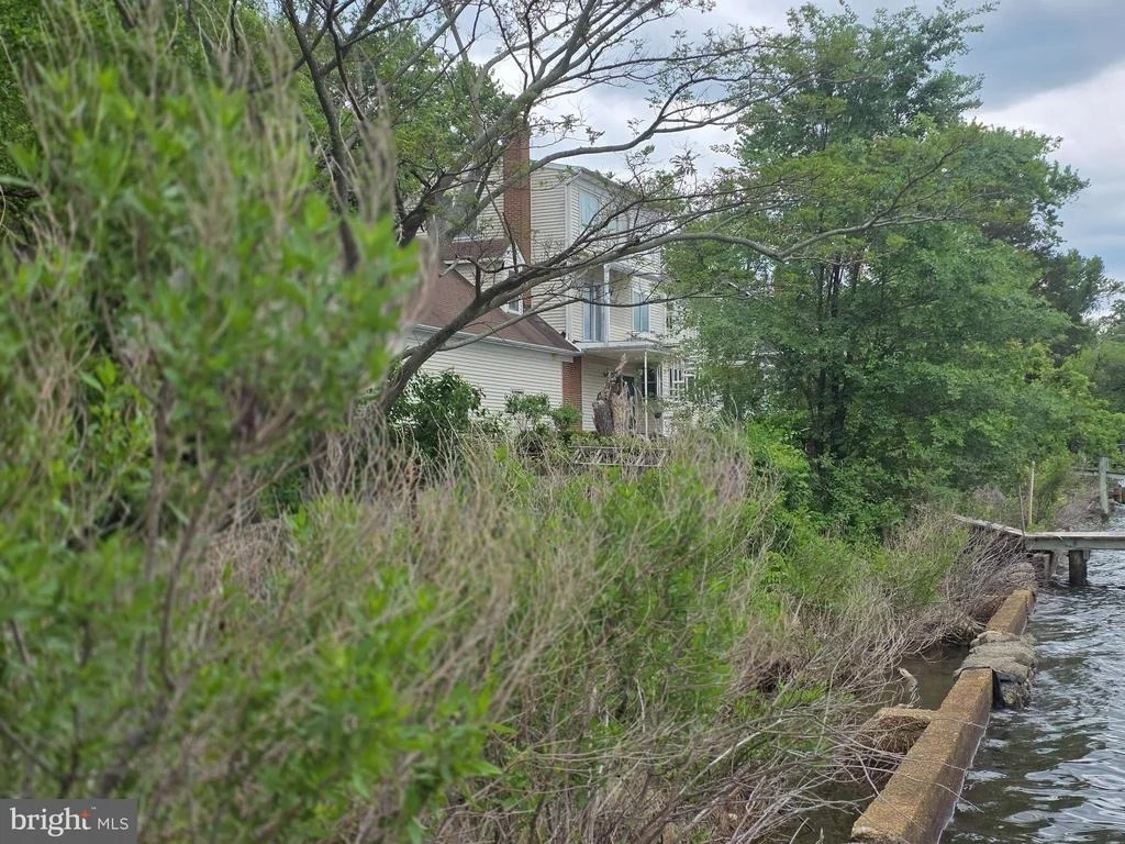 Photo of 145 EDGEWATER DRIVE