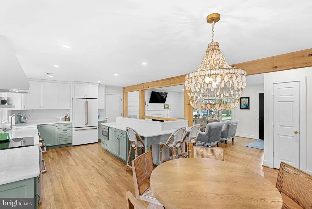 Photo of 10 HAMILTON TERRACE DRIVE