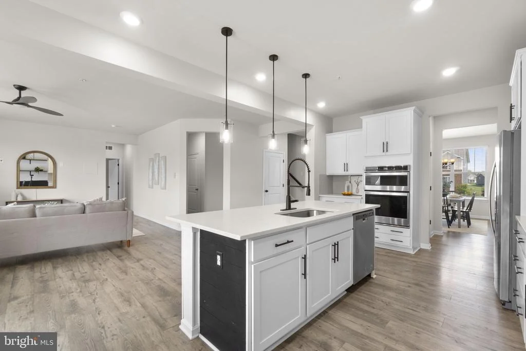Photo of 688 NORTH CHANDLER DRIVE