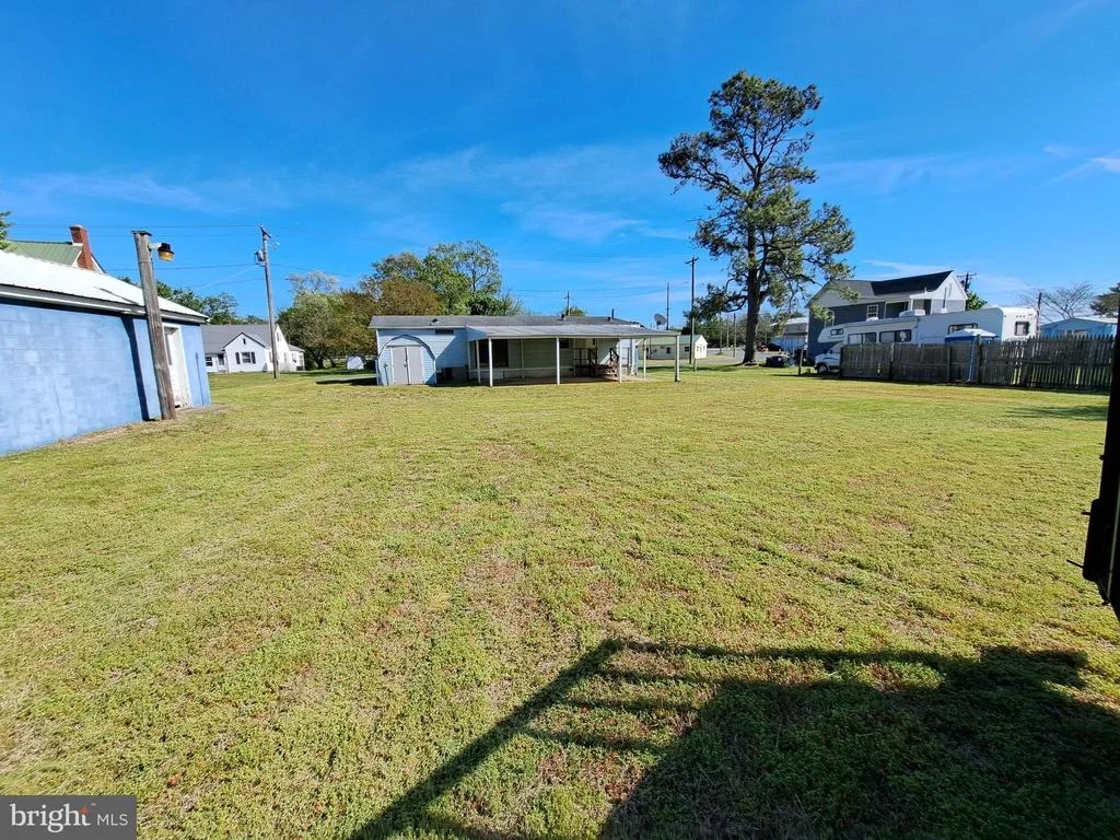 Photo of 6706 WHITELEY ROAD