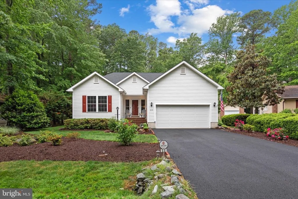 Photo of 11 BURR HILL DRIVE