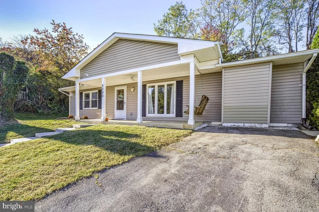 Photo of 6092 QUARTZ CIRCLE