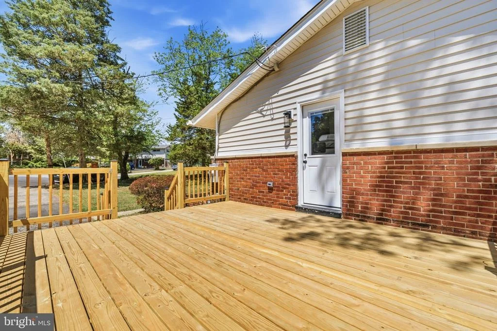 Photo of 4501 APPLE TREE DRIVE