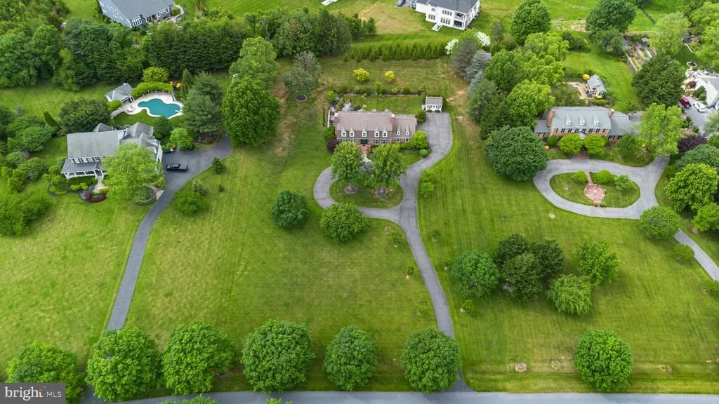 Photo of 21108 GOLF ESTATES DRIVE