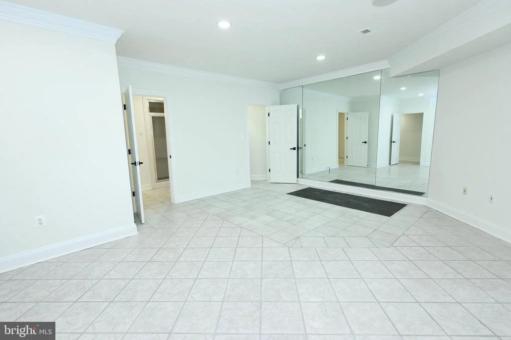 Photo of 6403 BURKE WOODS DRIVE