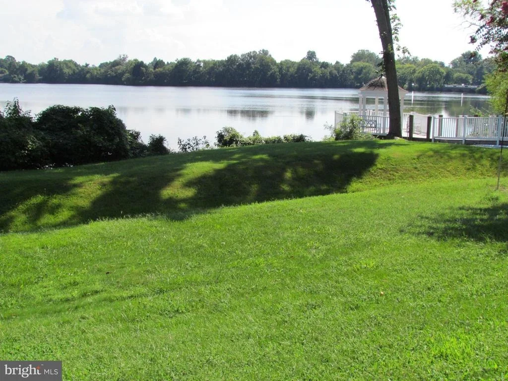 Photo of 118 OVERLOOK PLACE
