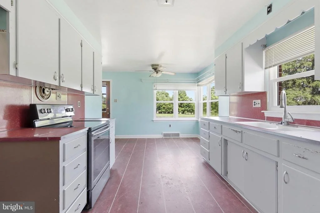 Photo of 3560 RAINTREE ROAD