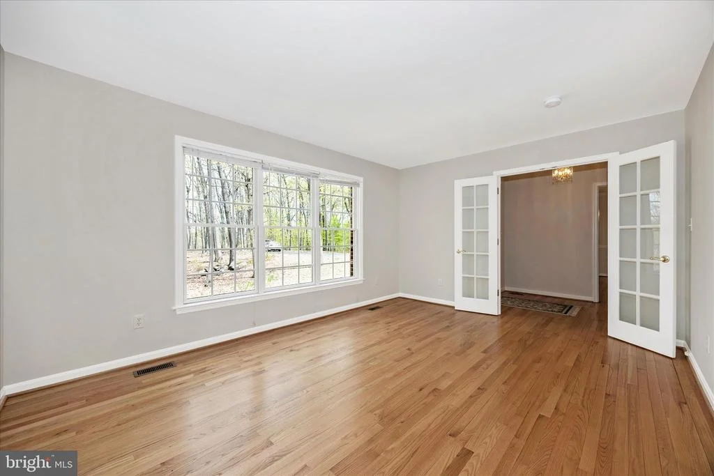 Photo of 10393 LIBERTY ROAD