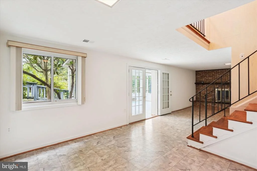 Photo of 6609 GARRETT ROAD