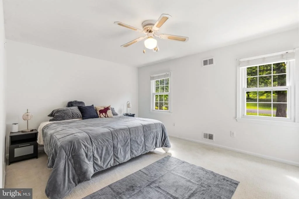Photo of 26135 VIEWLAND DRIVE
