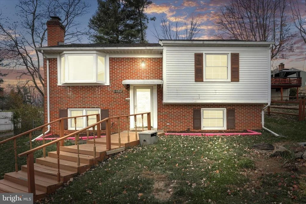 Photo of 267 LONGFORD DRIVE