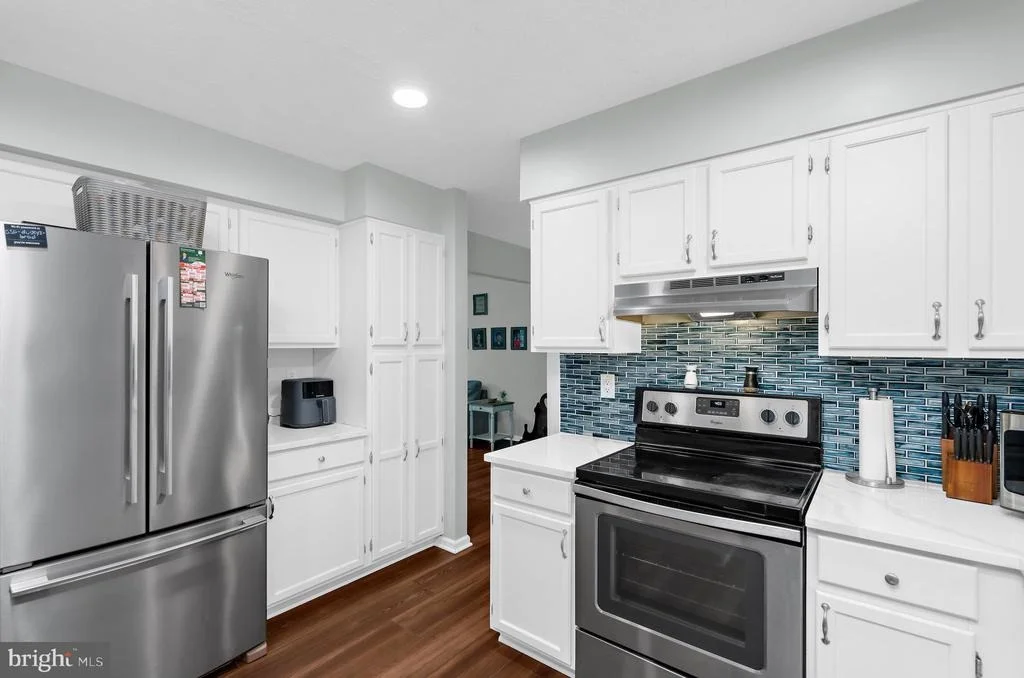 Photo of 419 JEROME AVENUE