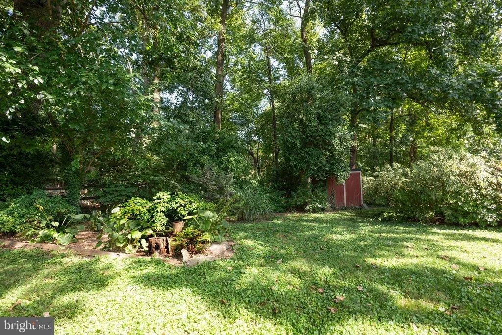 Photo of 1517 FOREST GLEN ROAD