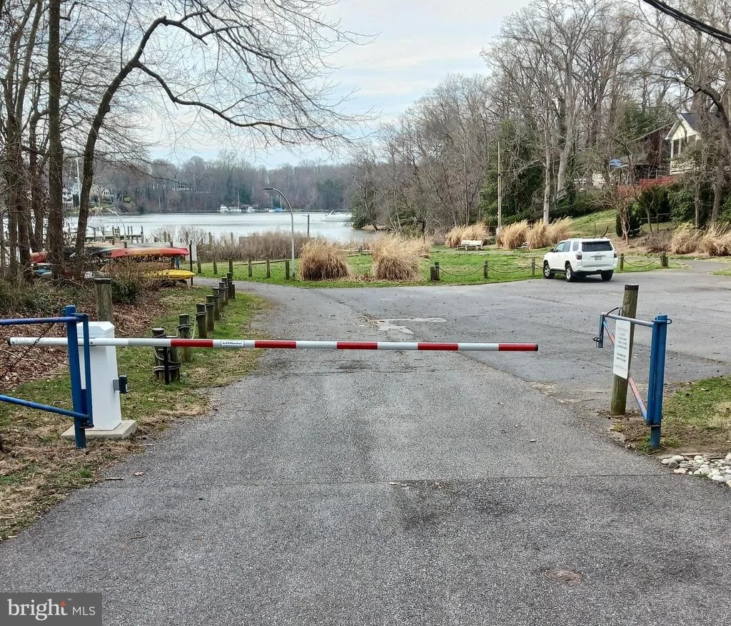 Photo of 176 SOUTHDOWN ROAD