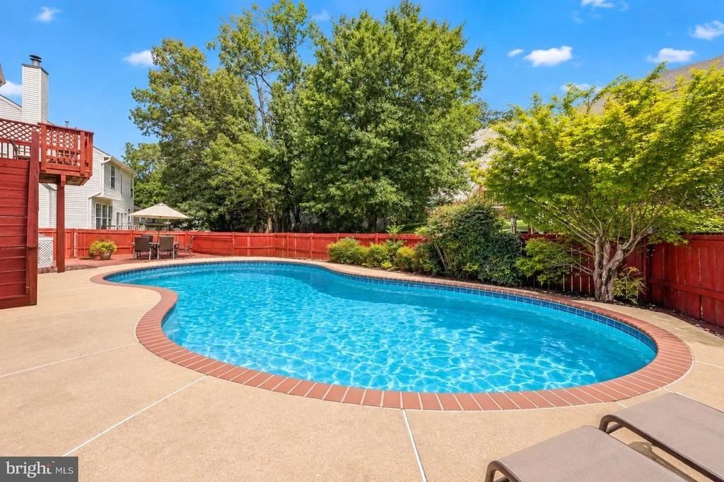 Photo of 9402 LUKE DRIVE