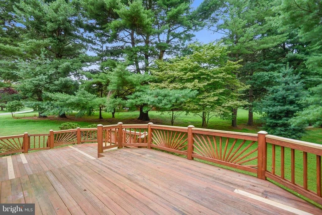 Photo of 15516 NORMAN DRIVE