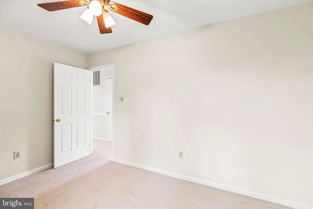 Photo of 1868 MIDDLEBRIDGE DRIVE