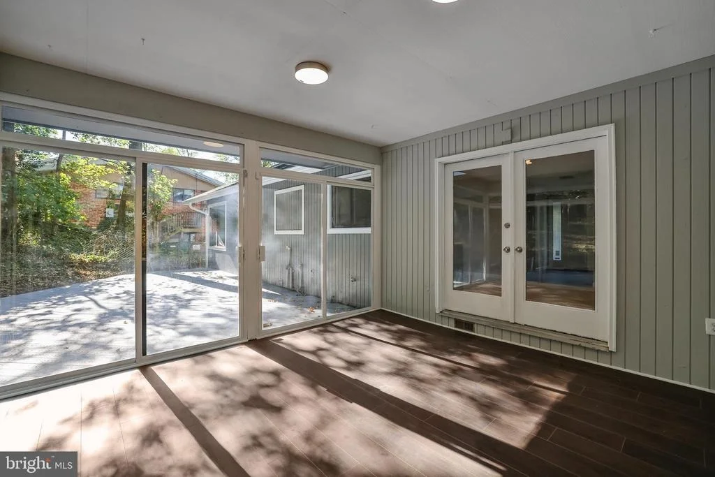Photo of 37 LAKESIDE DRIVE