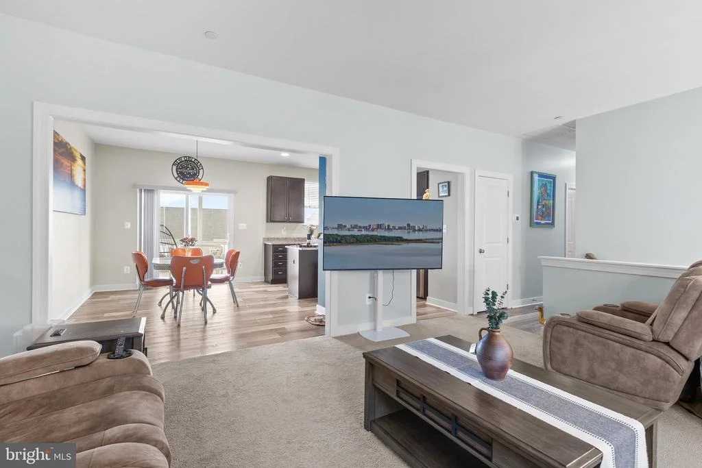 Photo of 145 REGULATOR DRIVE N