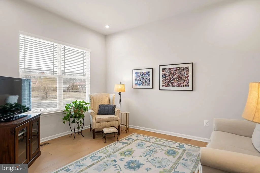 Photo of 23298 BOURBON CIRCLE