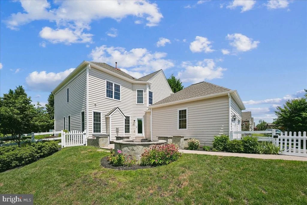 Photo of 41305 WINDYBUSH DRIVE