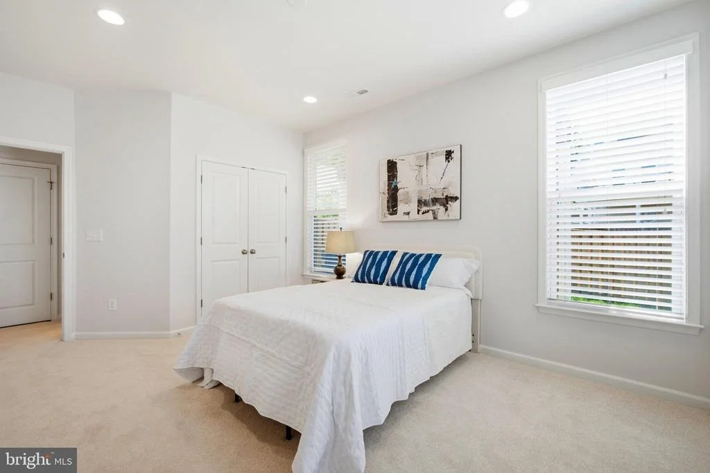 Photo of 23489 EPPERSON SQUARE