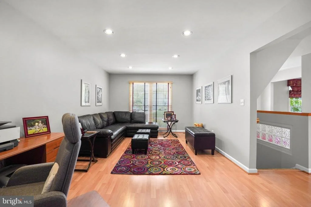 Photo of 17231 SANDY KNOLL DRIVE