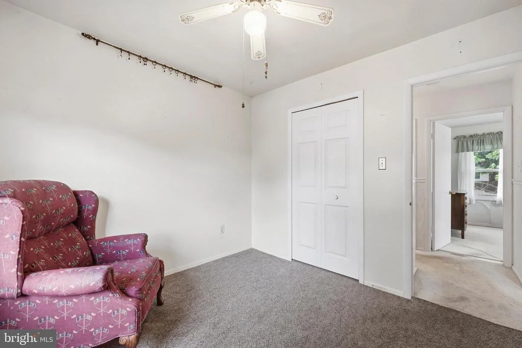 Photo of 215 COMPTON ROAD