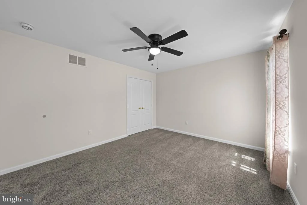 Photo of 4132 LARSON LANE