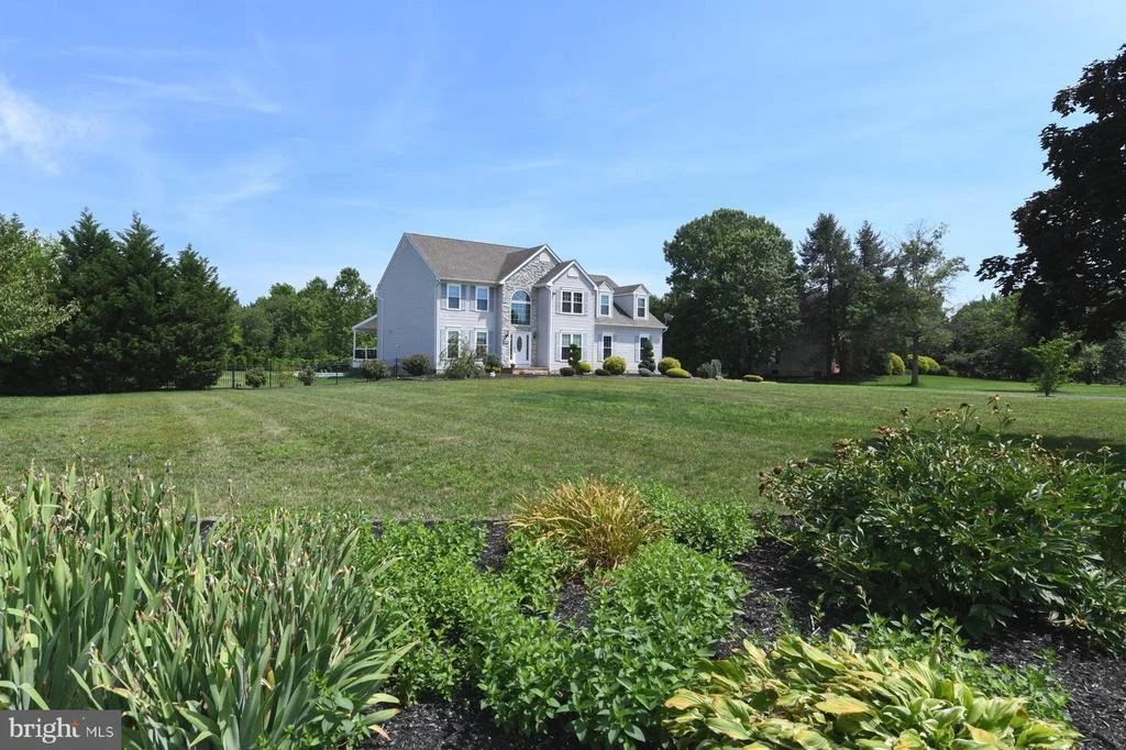Photo of 106 KIRSCHLING DRIVE