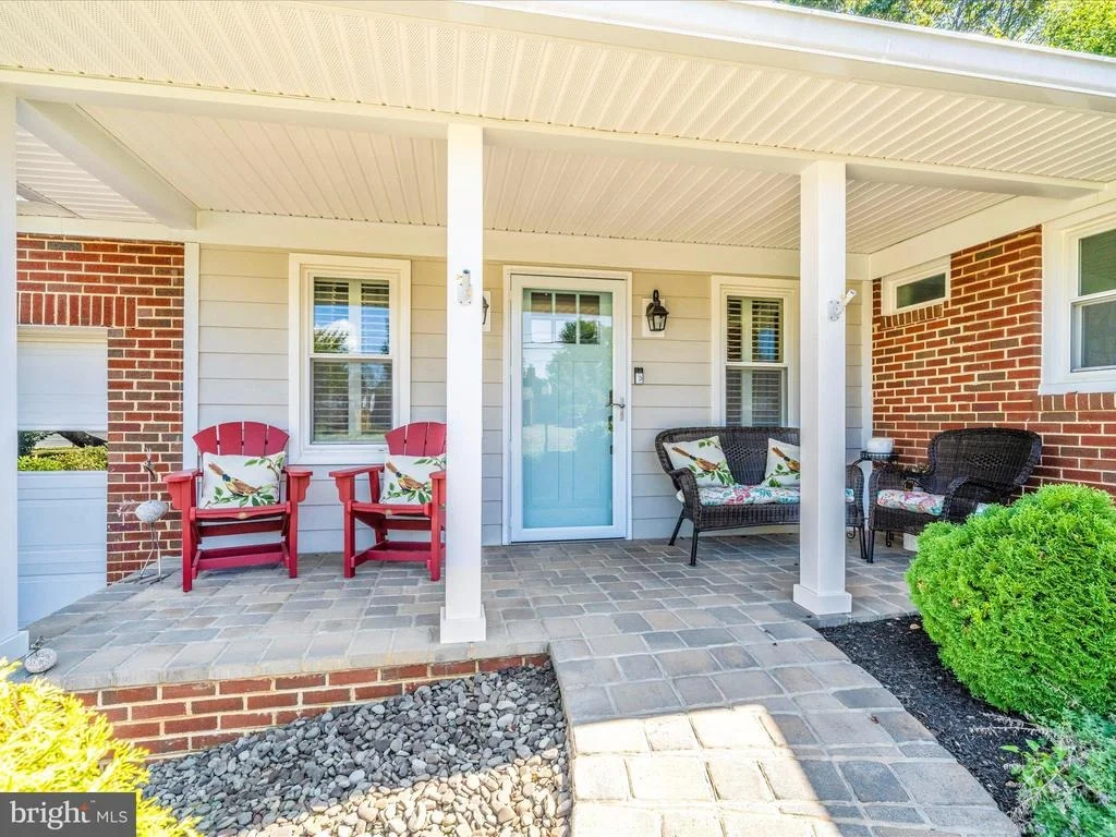 Photo of 903 MERCER PLACE
