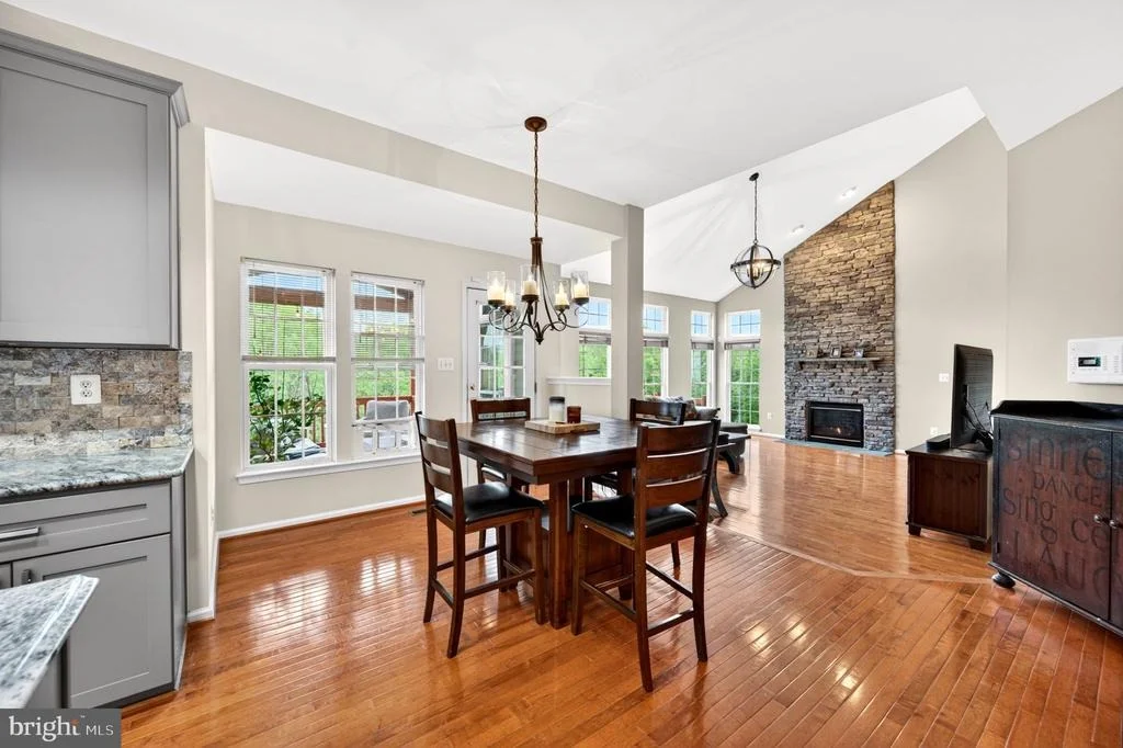 Photo of 8 N POINTE TERRACE