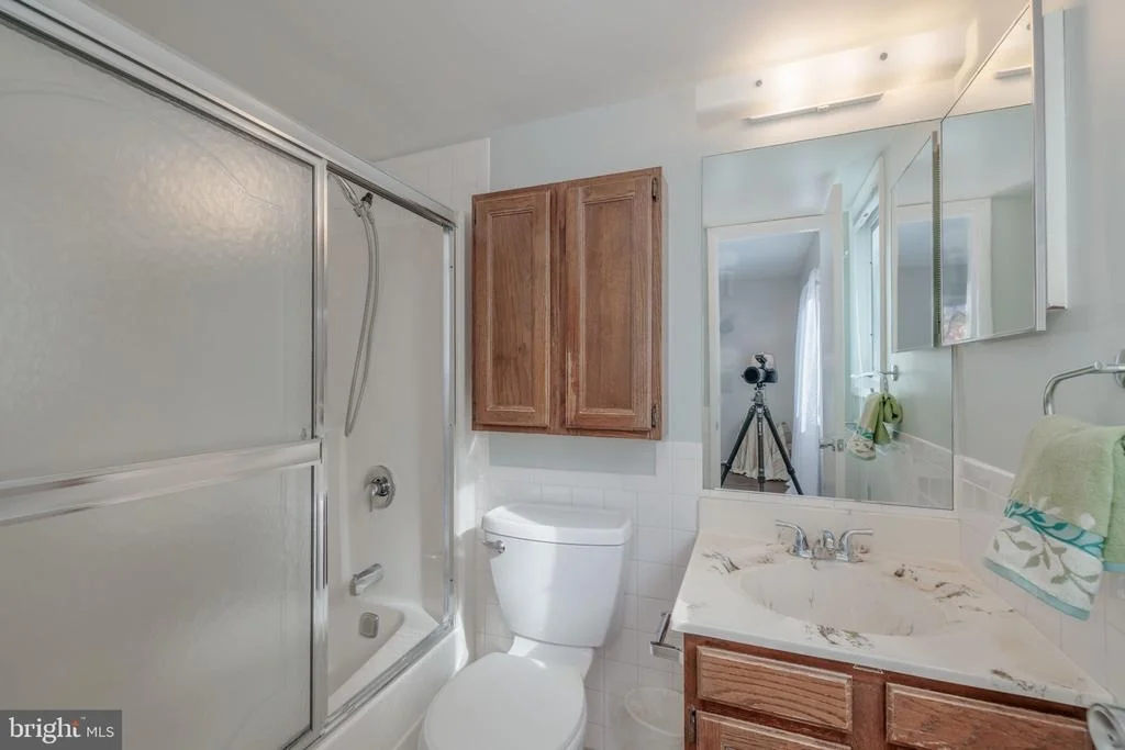 Photo of 8815 BURBANK ROAD