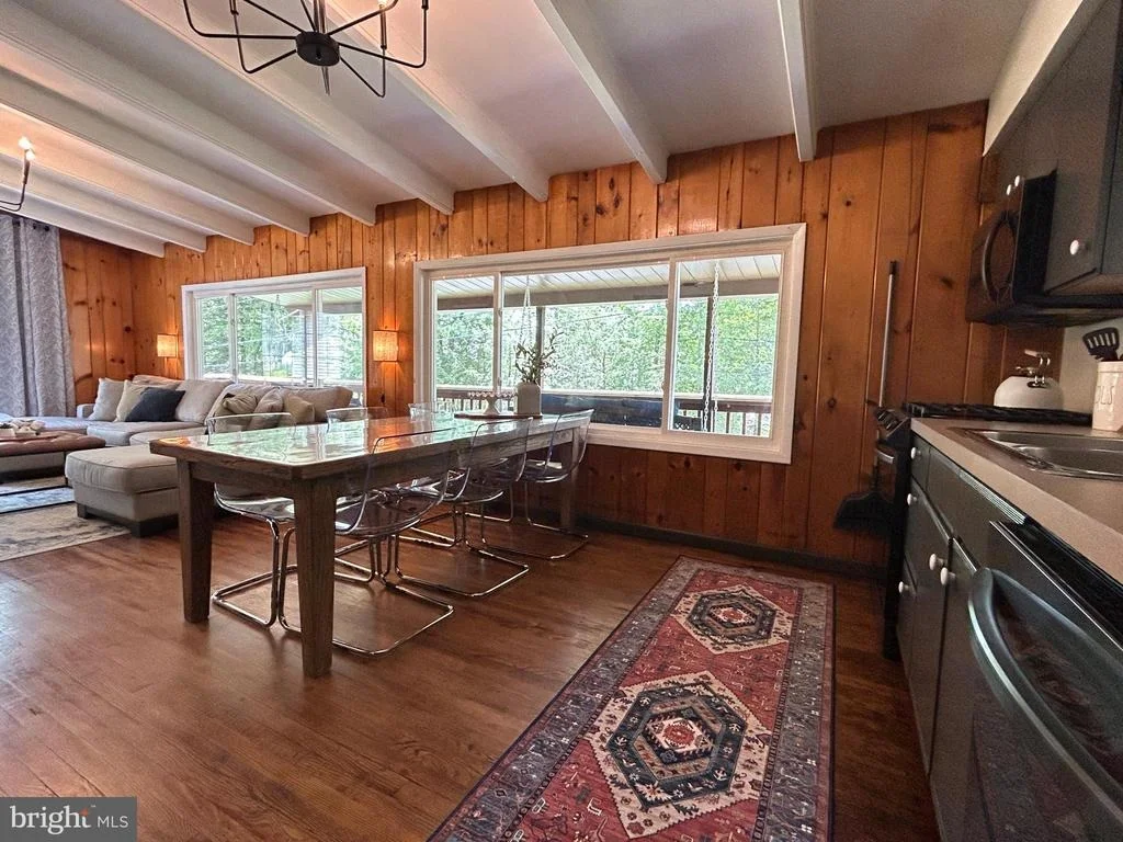 Photo of 16 JRS DRIVE