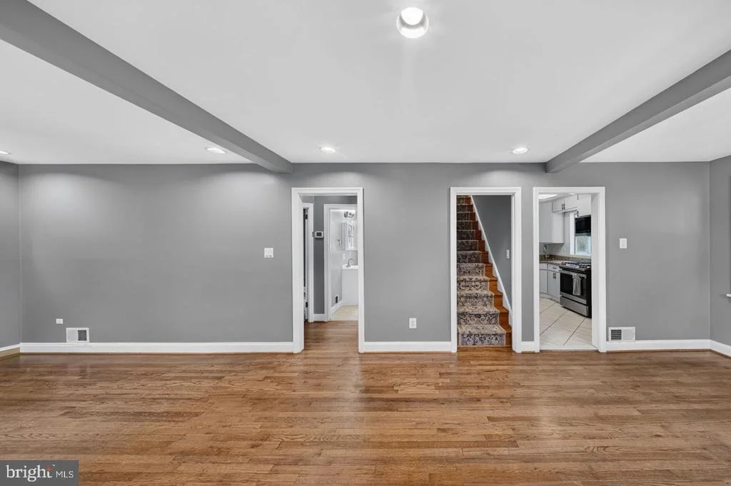 Photo of 2712 NEWTON STREET