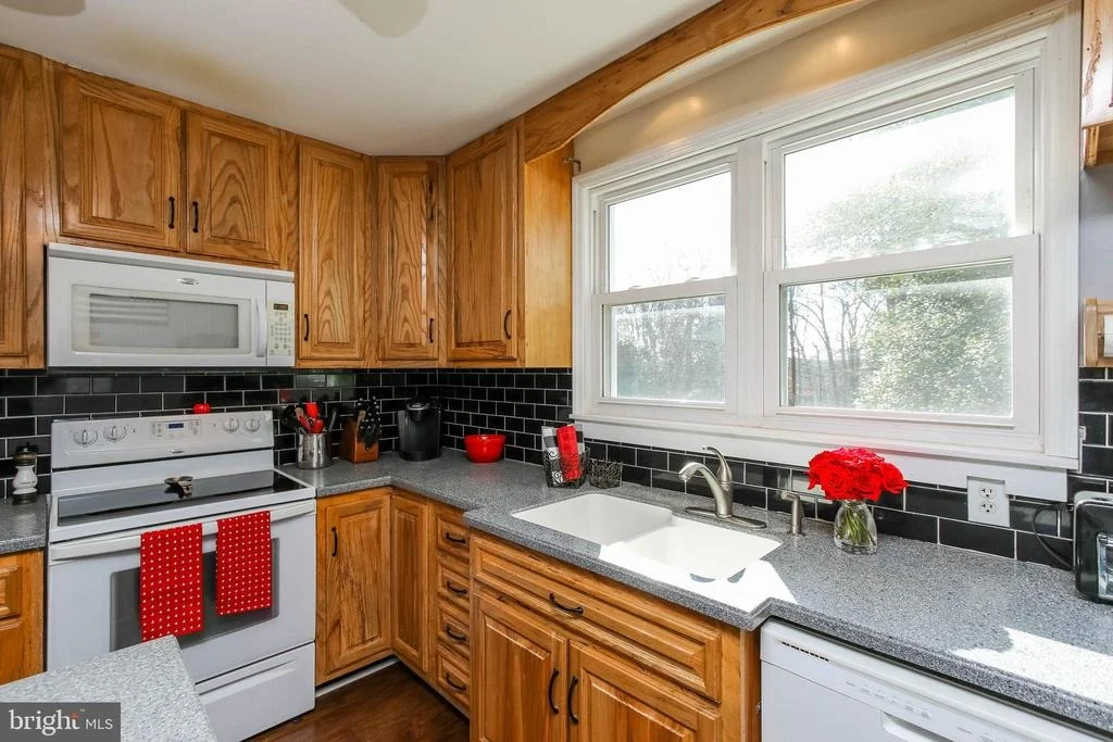 Photo of 5939 MEADOW ROAD