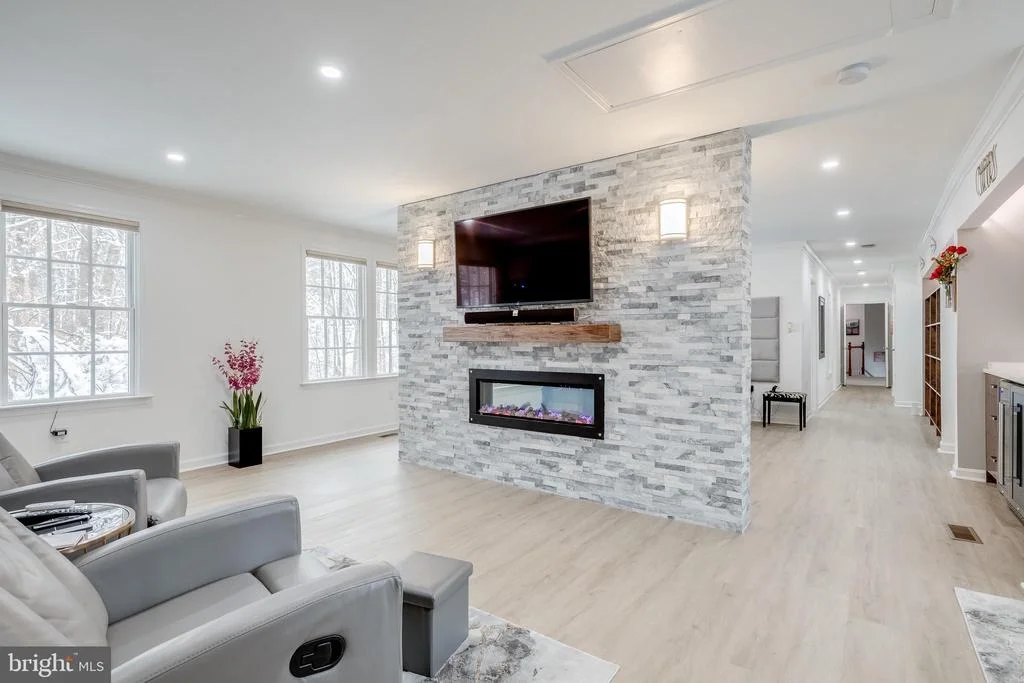 Photo of 10701 MILLER ROAD