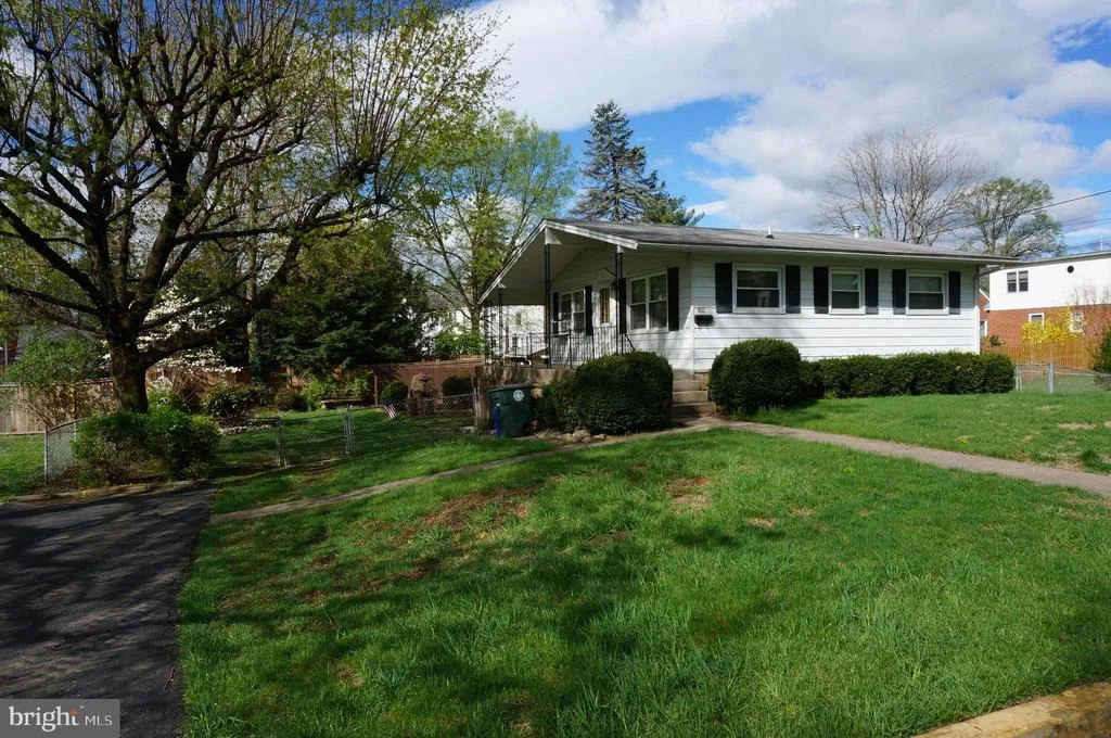 Photo of 700 EVERGREEN AVENUE