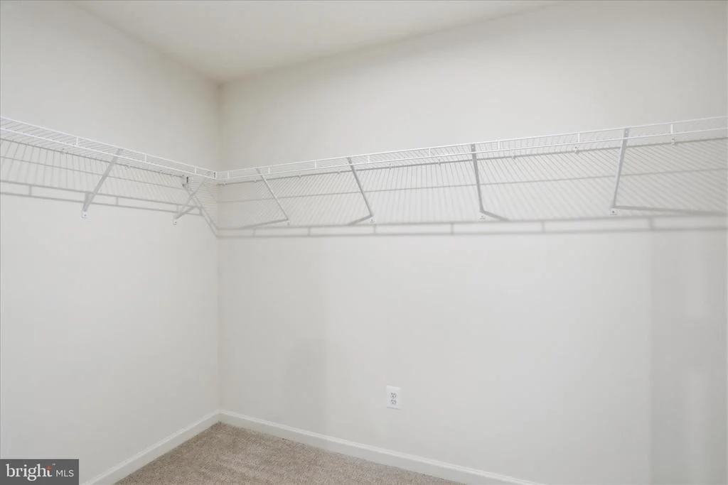 Photo of 462 LUDGATE MANOR