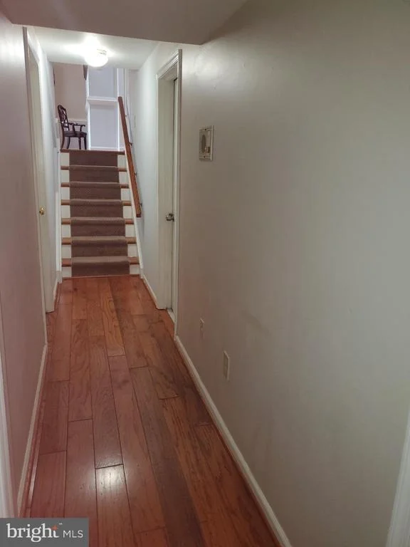 Photo of 302 W JUNIPER AVENUE