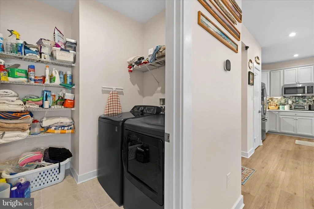 Photo of 37333 KESTREL WAY