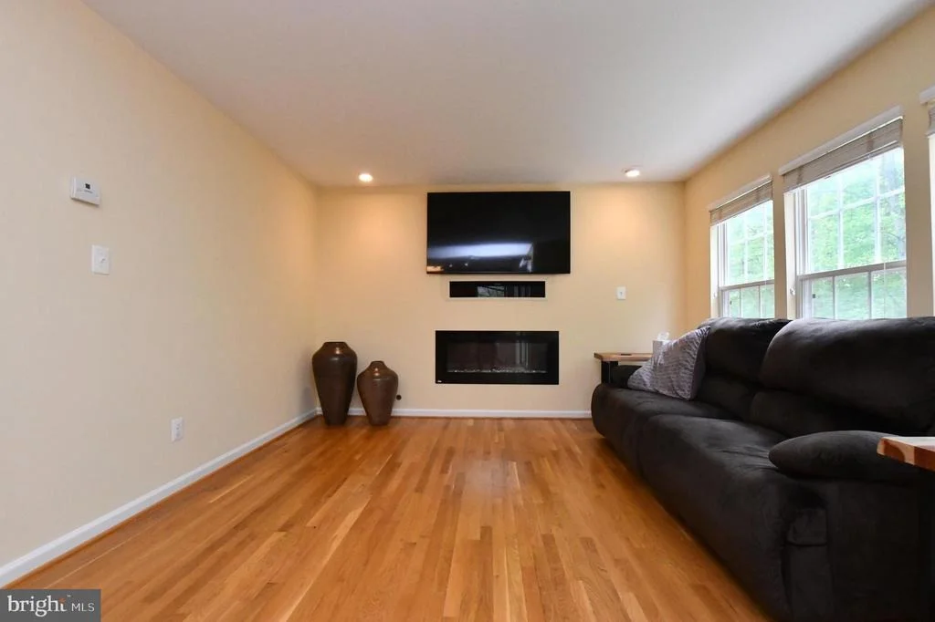 Photo of 9244 MATTHEW DRIVE