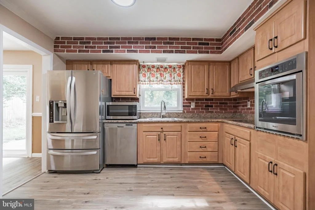 Photo of 9123 OLD BURTON CIRCLE