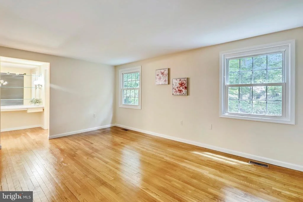 Photo of 14045 BREEZE HILL LANE
