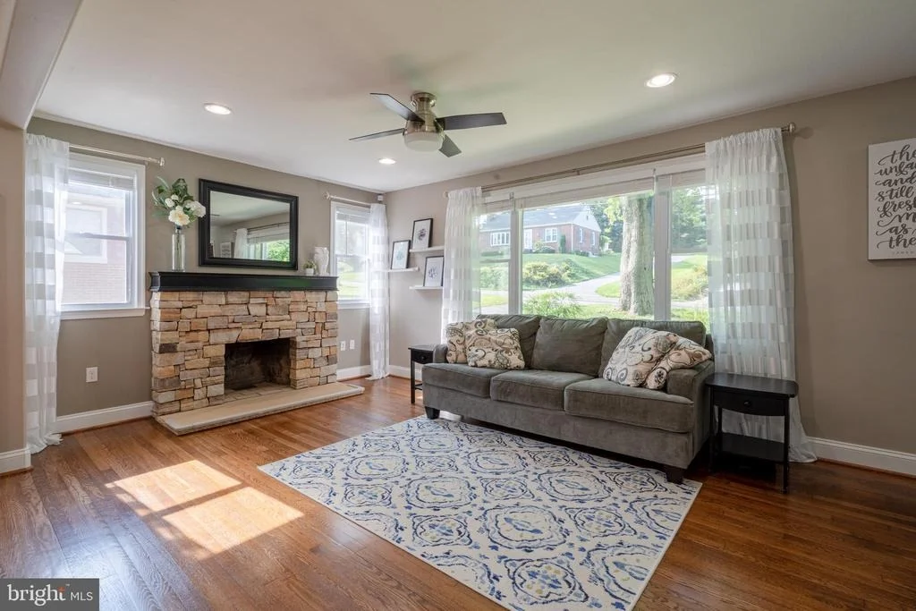 Photo of 130 SMITH AVENUE