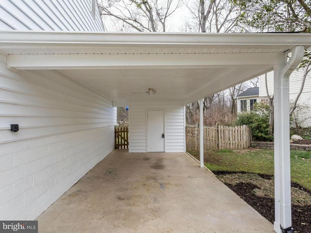 Photo of 5306 CROWN POINT ROAD